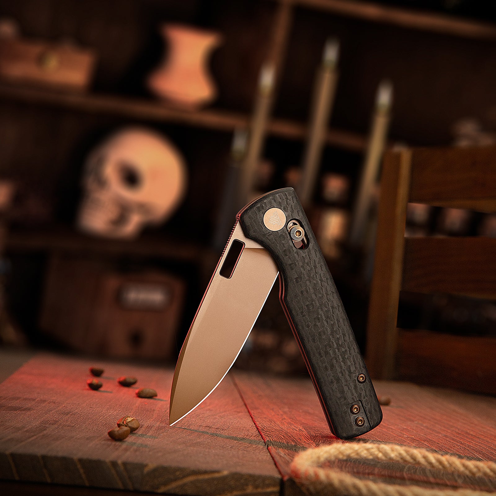 Sabretooth-CG Crossbar Lock Folding Pocket Knife,3.4'' 14C28N Steel Blade,  Carbon Fiber G10Micarta Handle
