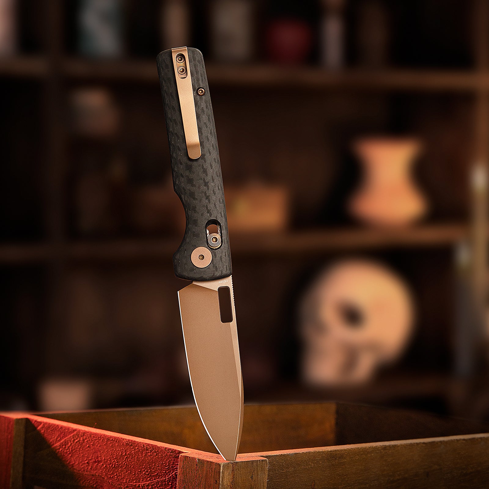 Sabretooth-CG Crossbar Lock Folding Pocket Knife,3.4'' 14C28N Steel Blade,  Carbon Fiber G10Micarta Handle
